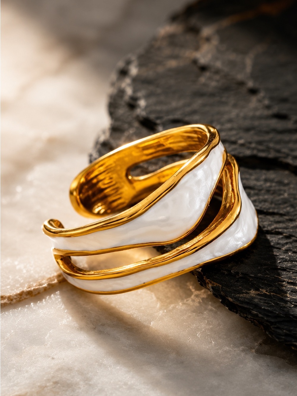 Gold-tone Ring with White Marbled Inlay - Picture 4 of 7